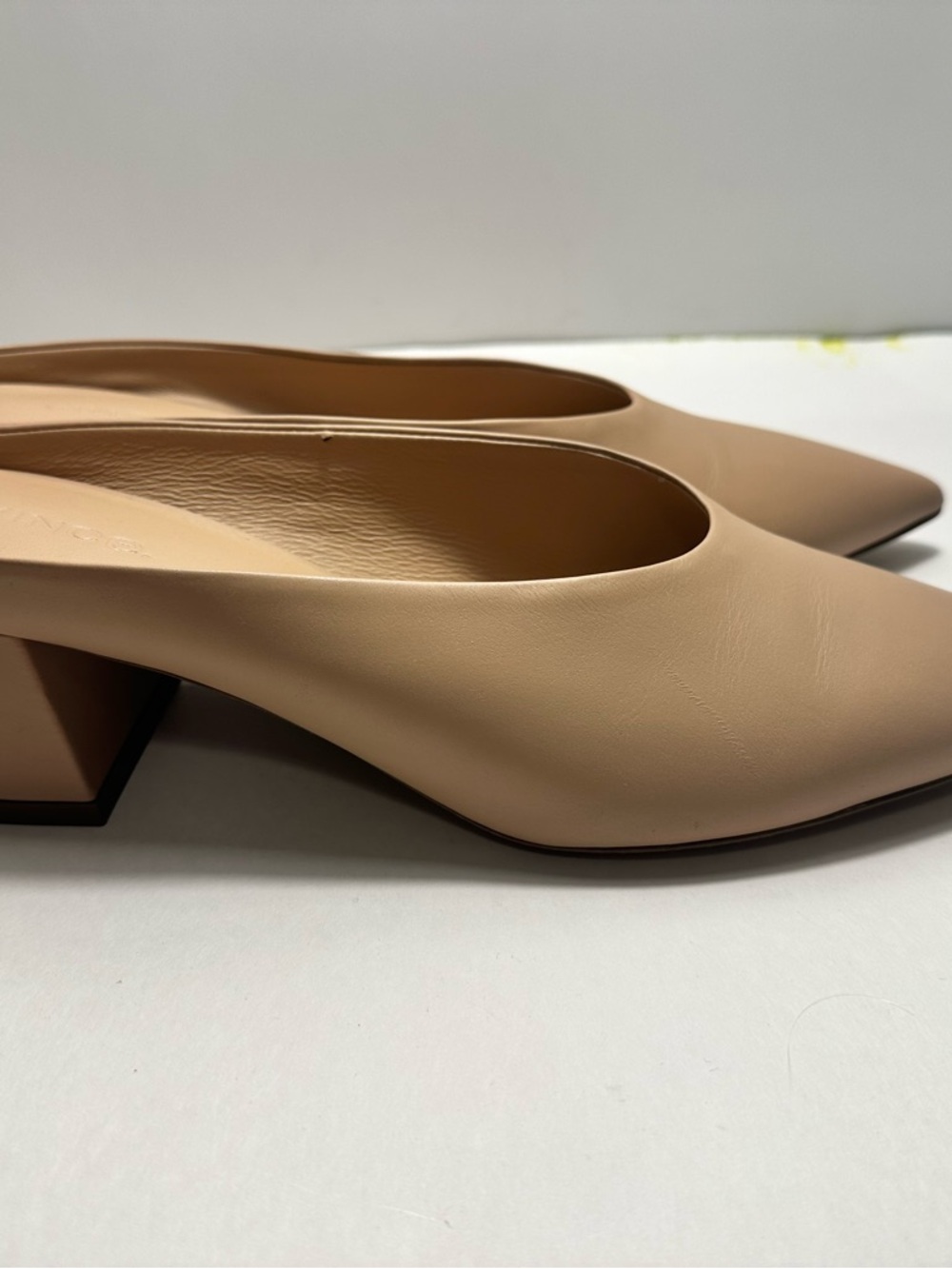Vince Ralston Leather Pointy Toe Mule in Nude Size 9.0 - Picture 10 of 16
